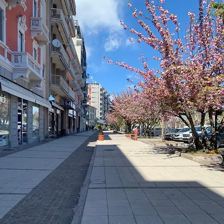 Maiden-art 公寓 阿罗纳